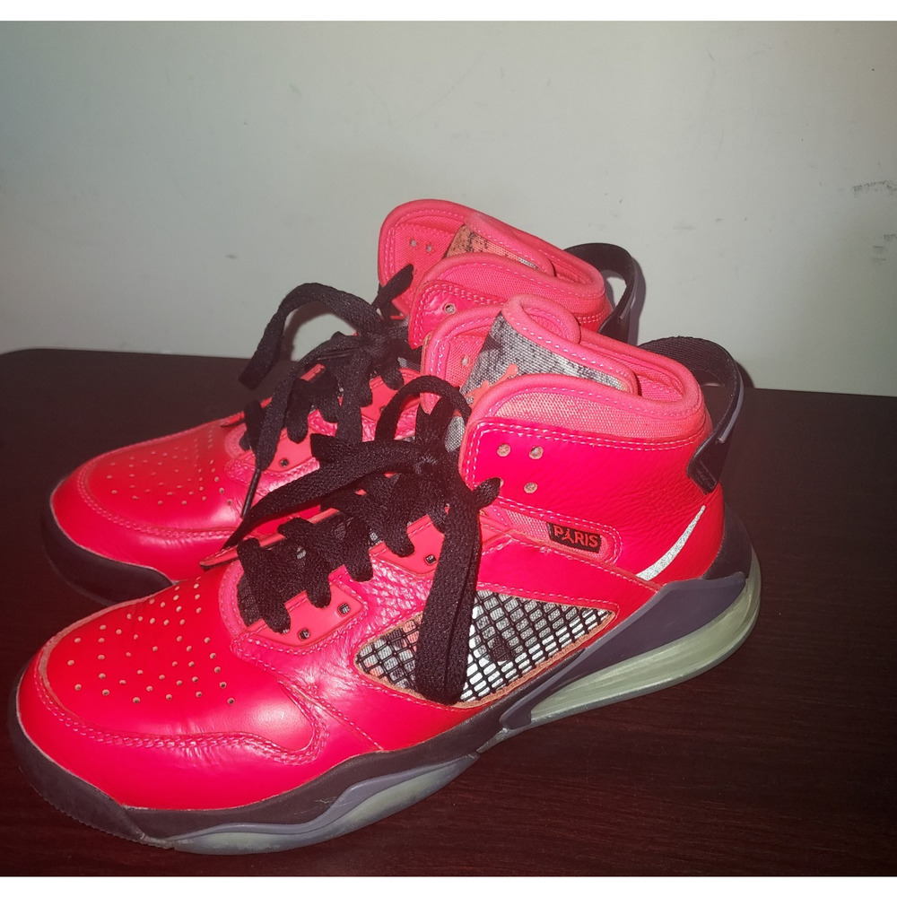 Nike Boys Air Jordan Sneakers 6Y Mars 270 Paris Saint-Germain Athletic Red